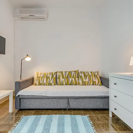 House 60m From The Beach, Not Far From Split Airport *