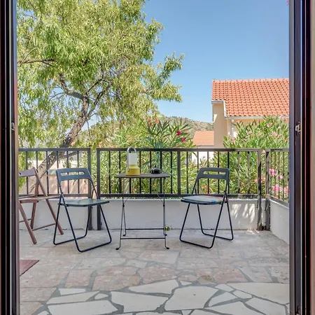 Apartment House 60m From The Beach, Not Far From Split Airport Rogoznica (Sibenik-Knin)