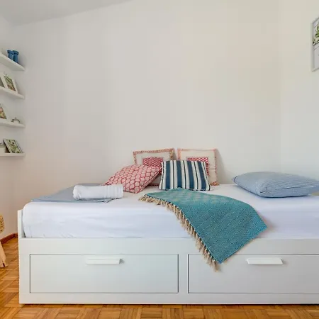 House 60m From The Apartment Rogoznica (Sibenik-Knin)