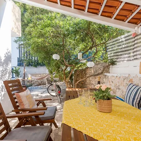 Apartment House 60m From The Beach, Not Far From Split Airport Rogoznica (Sibenik-Knin)