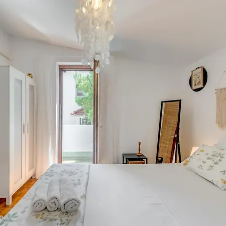 House 60m From The Beach, Not Far From Split Airport