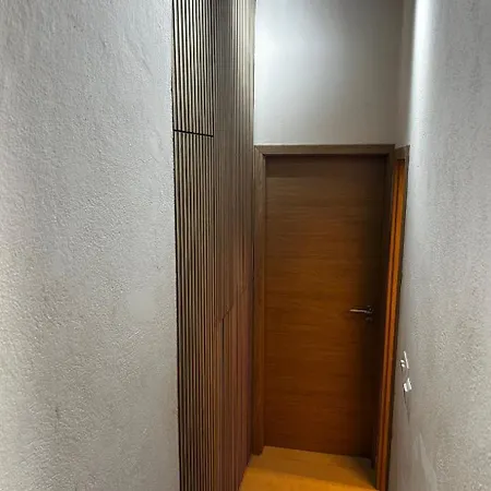 House 60m From The Apartment