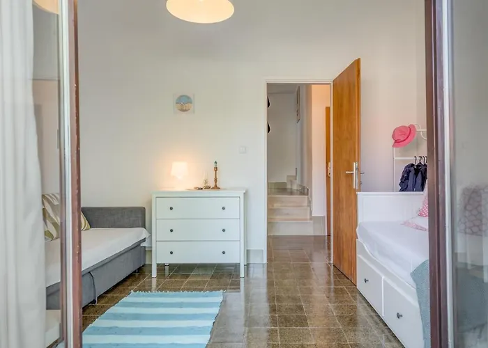 House 60m From The 아파트 *