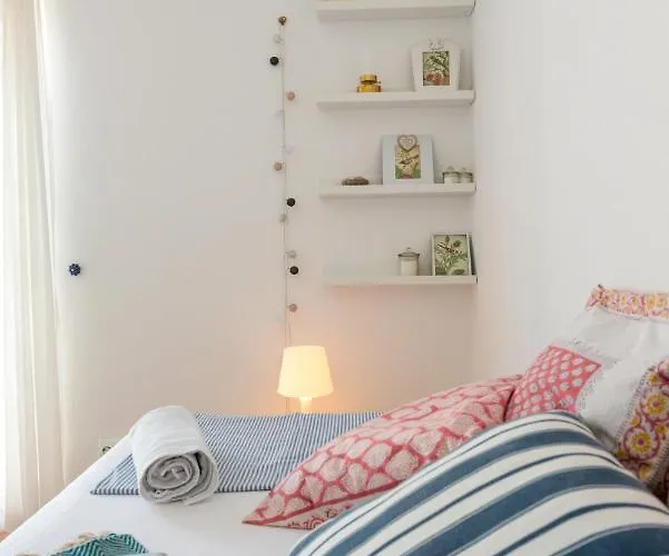 House 60m From The 아파트 로고즈니차