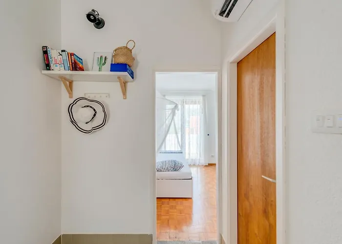 아파트 House 60m From The *